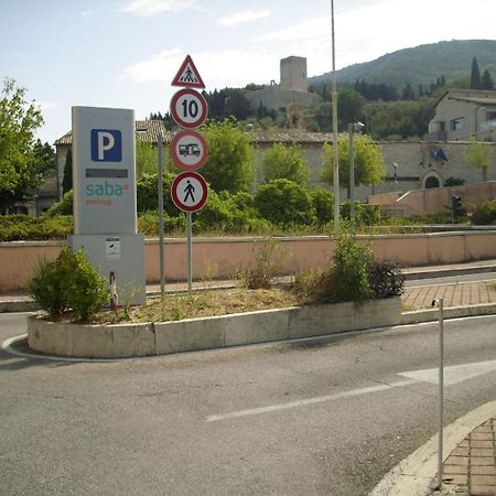 Palazzo Calocci Appartamenti In Assisi Exterior photo
