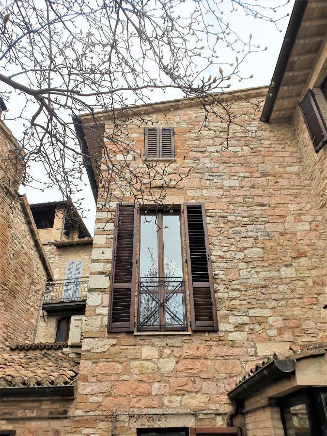 Palazzo Calocci Appartamenti In Assisi Exterior photo